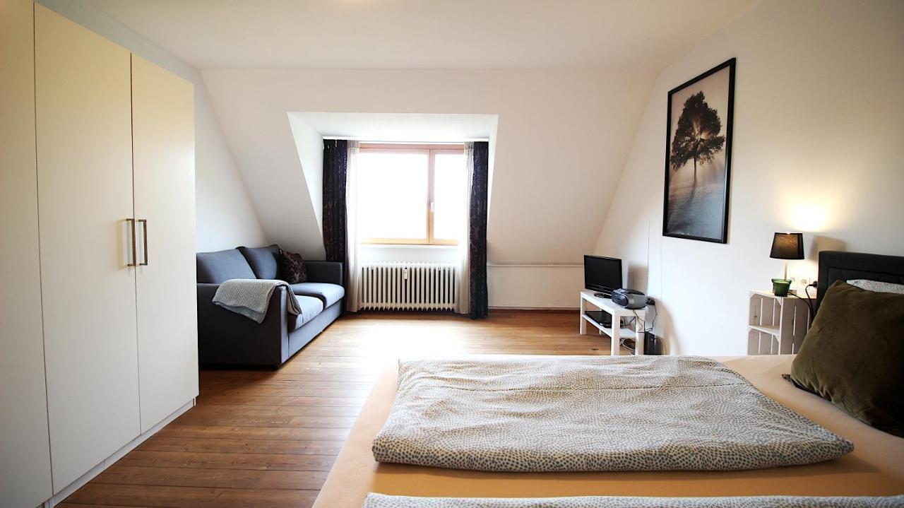 Zentrale Stadtwohnung - Direkt Am Main, Park-Ausblick Wurzburgo Exterior foto