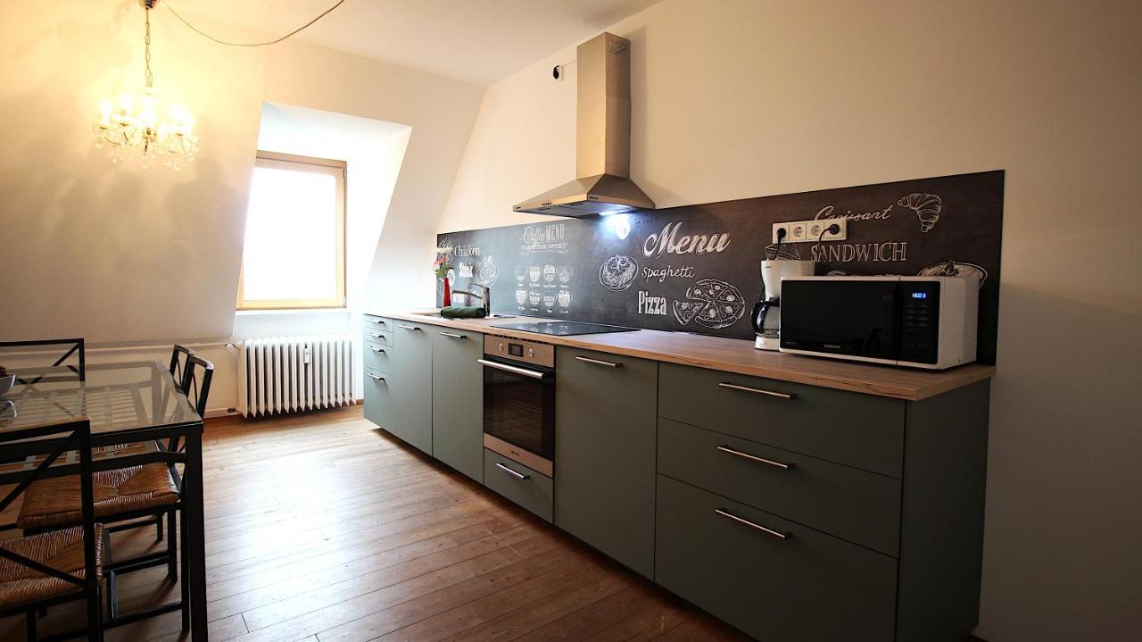 Zentrale Stadtwohnung - Direkt Am Main, Park-Ausblick Wurzburgo Exterior foto